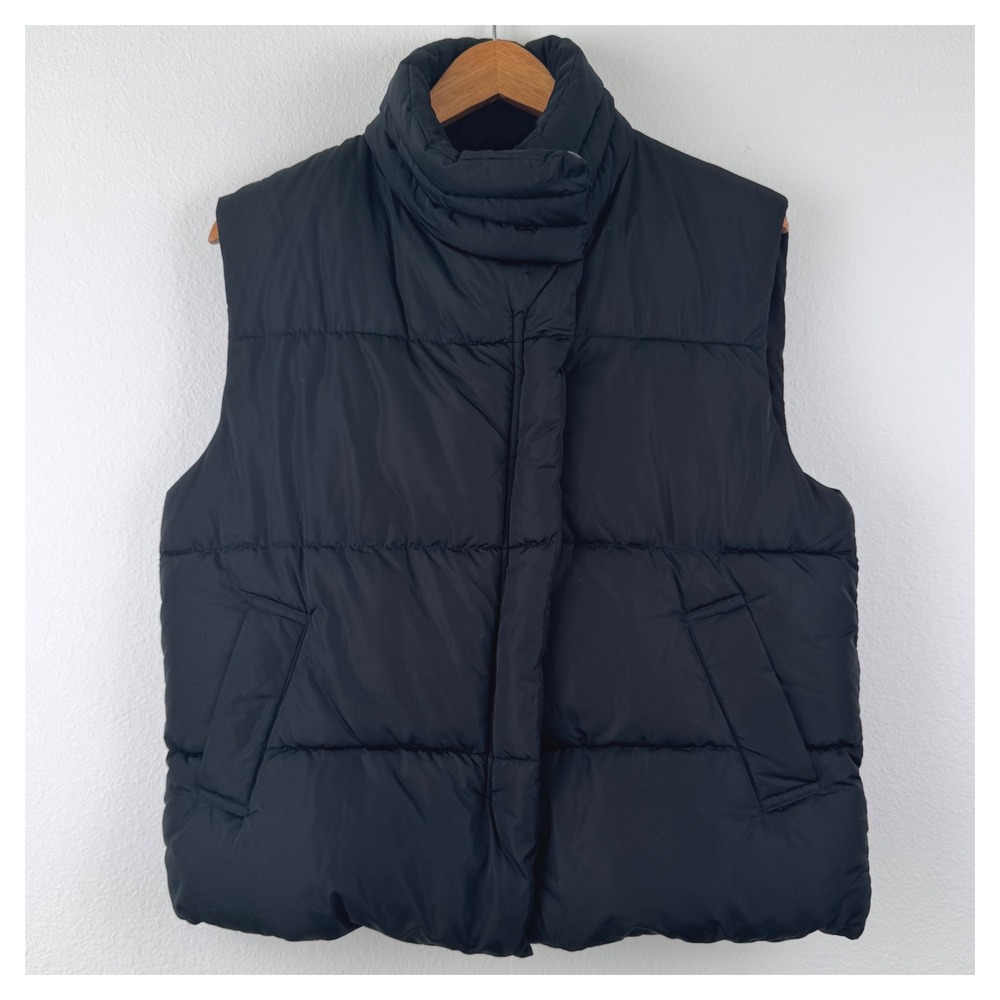 Urban Outfitters Puffer Vest Womens Small Black Excellent Minimalist Streetwear